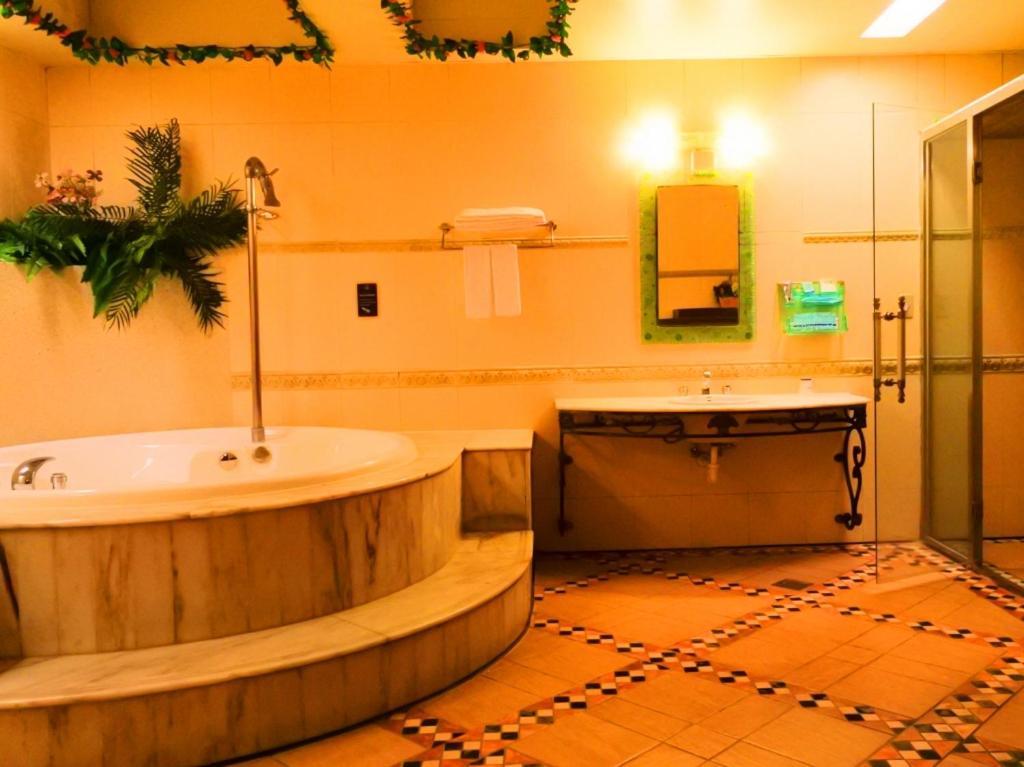 גואישן Swan Lake Motel מראה חיצוני תמונה